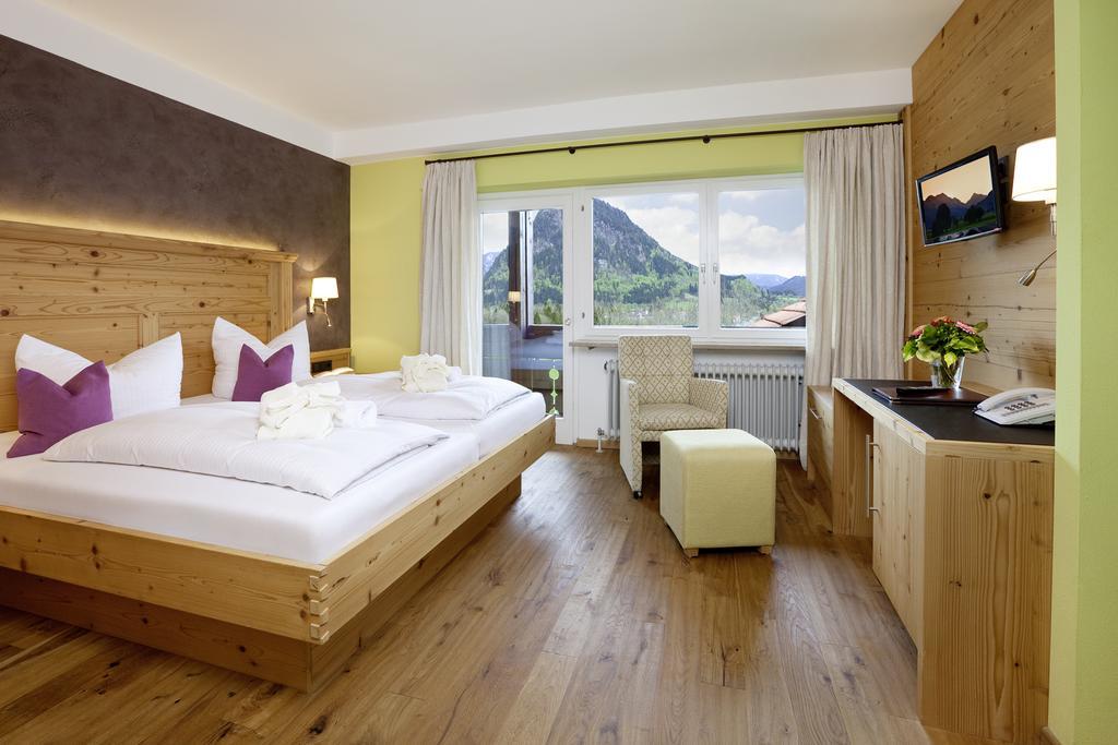 פפרונטן Hotel Berghof מראה חיצוני תמונה