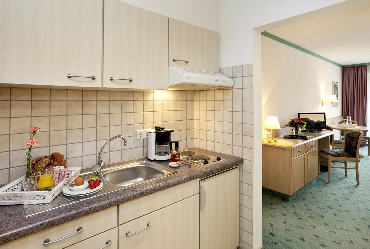 פפרונטן Hotel Berghof מראה חיצוני תמונה