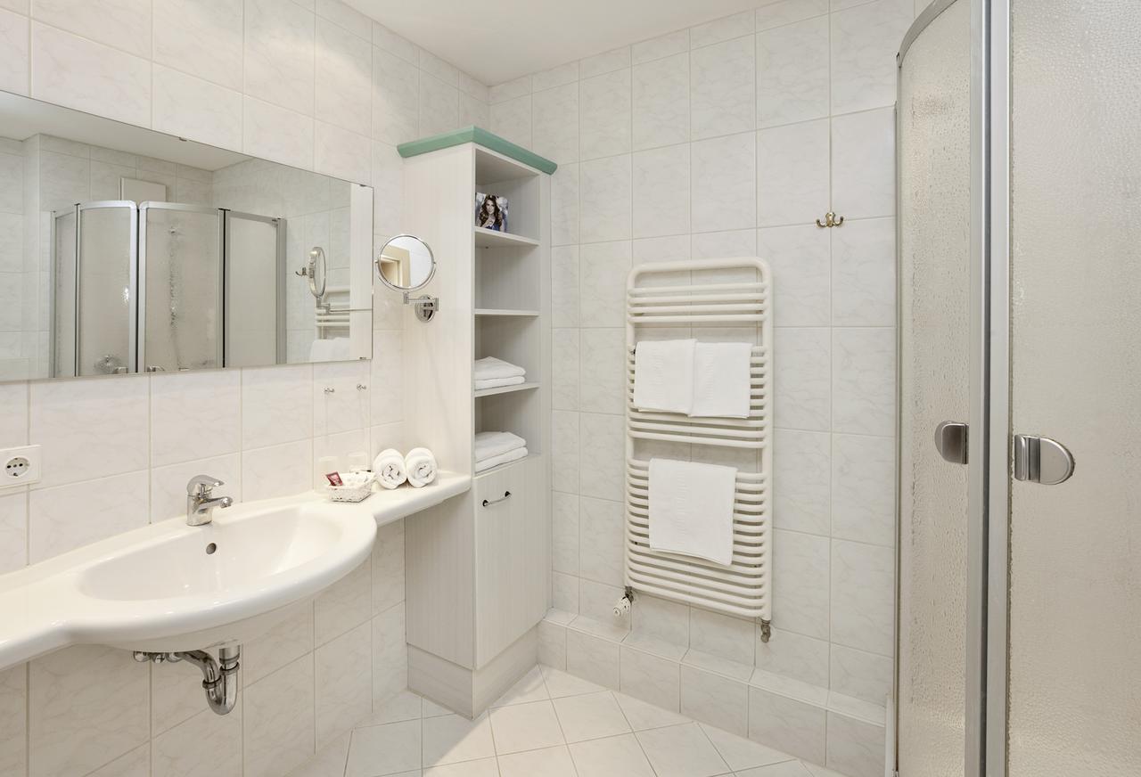 פפרונטן Hotel Berghof מראה חיצוני תמונה